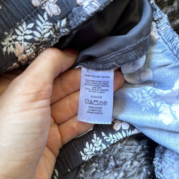 Loft floral shorts - Picture 5 of 5